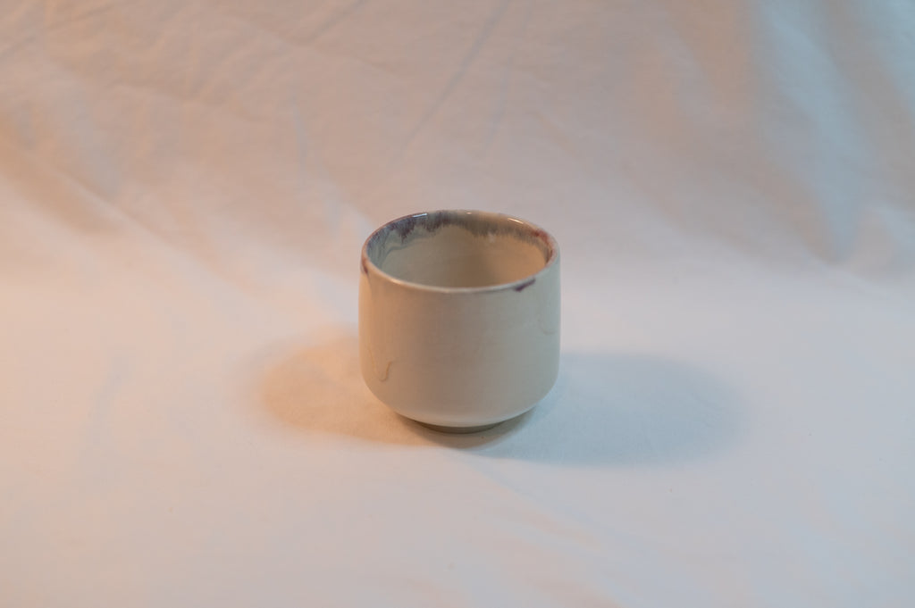 blue rim tea cup